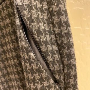 Perfect houndstooth zip pocket pants